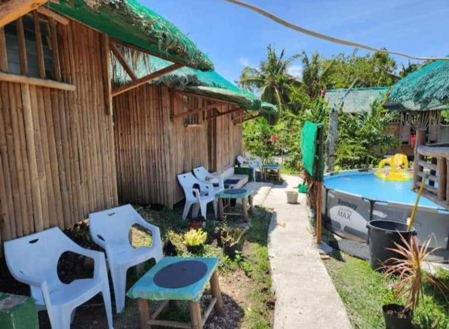 Nirvana Bamboo Houses & Dive Resort Moalboal Rum bild